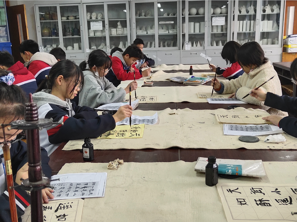 成都市青白江中学校开展课后延时服务特色活动